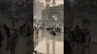 Heavy Rain in Masjid Al Haram, Makkah | Makkah thunder storm heavy rain view #ytshorts #viral