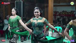 giyantini arum laras 03 Tari Gambyong & Seliring