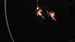 線香花火 【花火動画】 Sparkler Slow Motion [ COOLPIX P610 ]