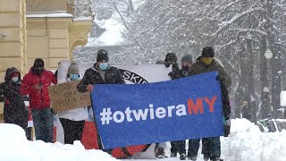 Protest krynickiej branży turystycznej na deptaku (2021)