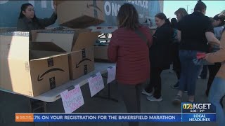 Dozens of volunteer at CityServe aid Los Angeles fire victims