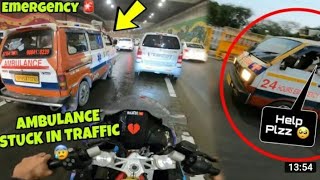 Ambulance 🚑stuck In Delhi Traffic Emergency🚨 || Biker Helping 😍@theuk07rider #rajadc #rider ❤❤❤❤