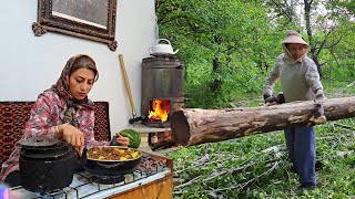 Rural Woman Cooks The Easy Rice Pilaf Recipe. Village Work in Iran. استامبولی پلو با ته دیگ عالی