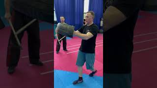 Kombatan Arnis Redonda. Eskrima Double Sticks. Tire Working - Филиппинская техника двух палок. Kali