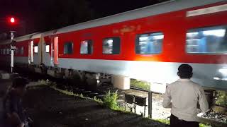 1st Electric run of 19271 BVC-HW Express || New Era begins in Bhildi - Jalor - Samdari Section