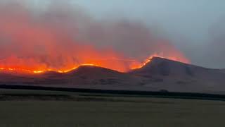 Голям пожар бушува между Банево и Изворище