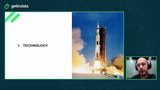 Data-Driven Fast Track: Introduction to data-drivenness with Piotr Menclewicz