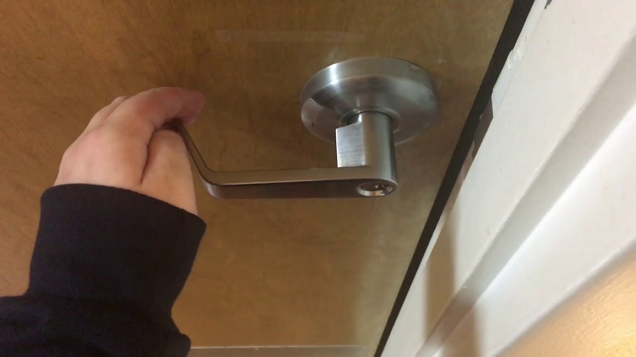 Closing Door Latch Youtube