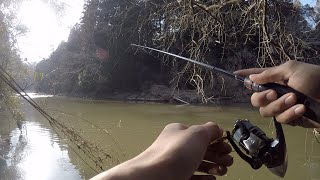 雨後の渓流にウェーダーで挑戦すると、待ち受けた現実は。bass fishing, small bass, Waders