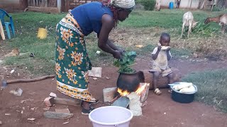 African village life/cooking village food smoky Kikuyu greens to usher new year 2025