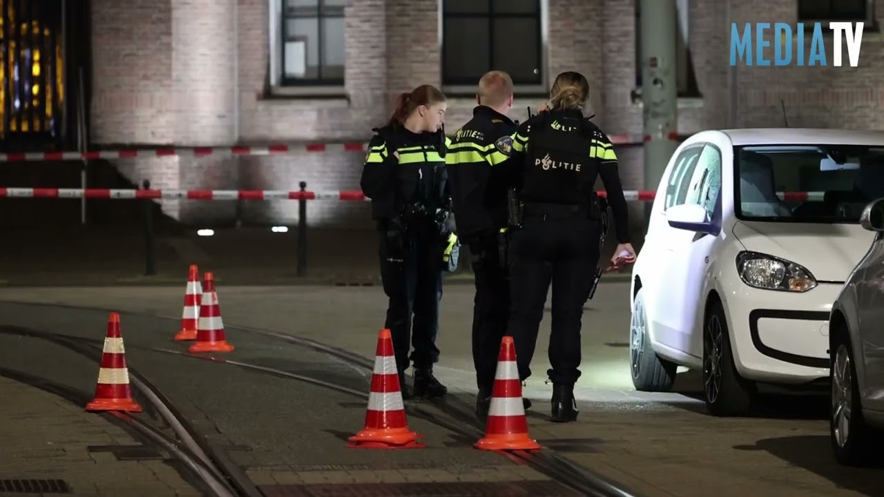 Gewonde Bij Schietpartij In De Huygensstraat Rotterdam, Op Straat ...