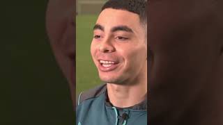 Almiron is a Geordie 🤣👏 full video on page #NUFC #premierleague #football #newcastle