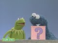 sesame street kermit and cookie monster and the mystery box