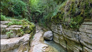 4K Papingo Rock Pools Πάπιγκο κολυμπήθρες