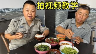 粉丝问我平时拍视频怎么拍？今天边拍边解说，烟熏腊肉炒辣椒真香