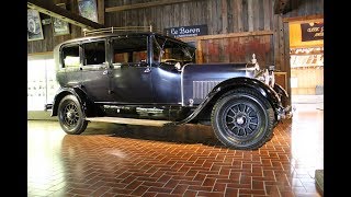 1929 Lincoln L Willoughby Limousine. CCCA Museum