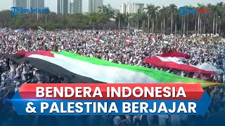 Detik-detik Bendera Raksasa Indonesia & Palestina Dibentangkan Berdampingan di Tengah Lautan Massa
