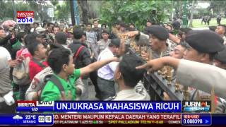 Massa HMI Demo Jokowi di Balai Kota Jakarta