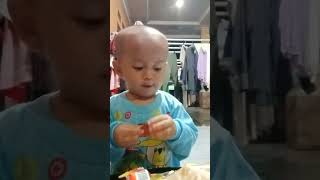 Akhtar eats noodles with mother Bag.3 #shorts #shortvideo