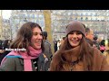 affluence monstre cohue... la braderie de la fnac sur les champs Élysées dégénère