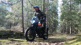 KTM 390 Adv Review - Mini Beast Compared To 790 Adv R