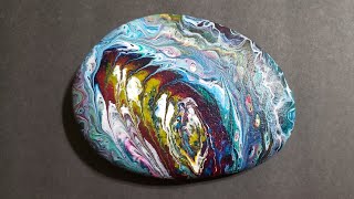 Open Cup Pour on a Rock / Rock Art / Paint Pouring