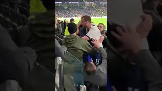 Eric Dier goes crazy and fight fans    . Tottenham vs Norwich