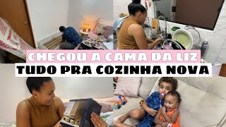 MONTAMOS A CAMA DA LIZ | MUITAS COMPRAS PRA COZINHA NOVA + ORGANIZAÇÃO NOTURNA | NOSSO CAFÉ DA NOITE