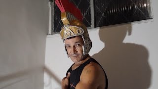 CAPACETE ROMANO FEITO DE PAPELÃO. (Como fazer)