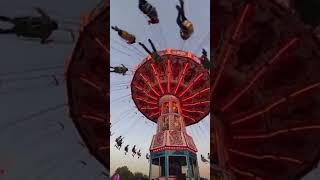 They got stuck on a theme park Ride during a storm 😂