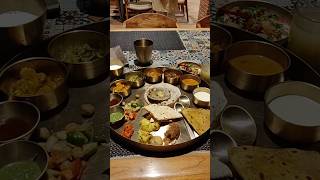 Viral Gujarati Thali Gandhinagar #shorts #short #youtubeshorts #ytshorts #viral #trending #gujarat