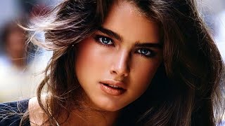 10 YEAR 0LD  Brooke Shields BARE PIAYB0Y photos & DlSTURBlNG films!