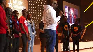 Selector Jay wins Best DJ - award at the prestigious #HiPipoMusicAwards 2018