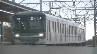 東京メトロ13000系54F　小菅駅1番線着発　20241227