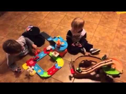 Griffin & Jase Merry Christmas 2 - YouTube