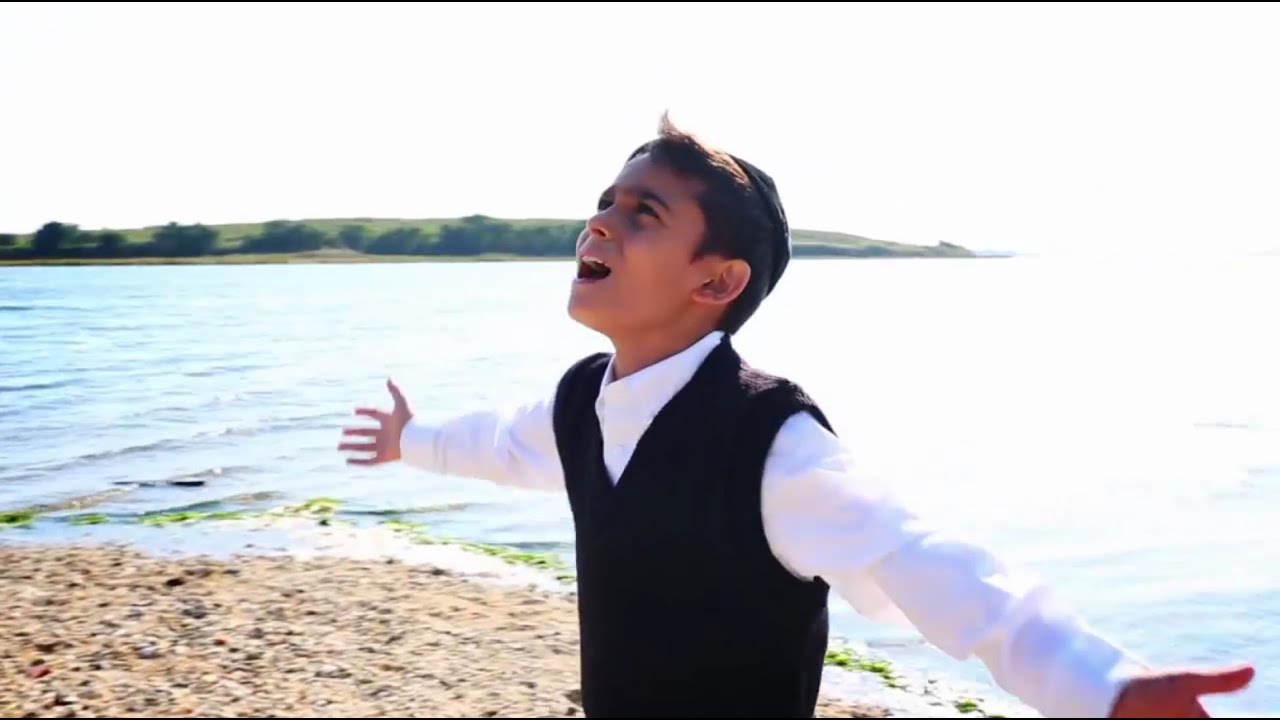 The Yeshiva Boys Choir Adir Chords Chordify