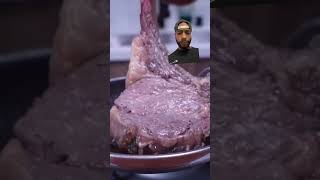 THESE GUYS WENT IN ON THIS TOMAHAWK STEAK 😅👏🏾 #streetfood #funny #asmr #steak