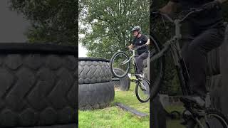 Side hop from stay on back wheel /Bike Trial Motion analysis