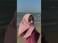 jilbab ketat pantat besar gamis kekecilan seksi montok