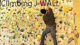 ボルダリング　6級　[クライミングジム J-WALL]