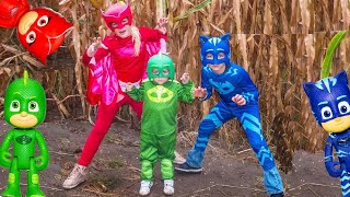 PJ Masks Searching a Corn Maze Gekko and Owlette Hunt for Puppy Dog Pals