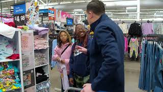 LMPD/KYOAG Russell Coleman Shop with a Cop 12-21-24