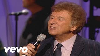 Gaither Vocal Band - Because He Lives [Live]