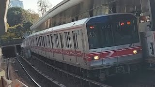 東京メトロ丸ノ内線02系02-112F各駅停車荻窪駅行き四ッ谷駅到着(2022/12/9)