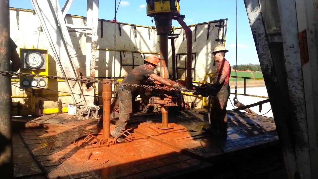 Rugged Roughnecks - Oil Rig Pipes Connections - YouTube