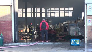 Milano, incendio in un capannone in Viale Sarca: sul posto Vigili del Fuoco