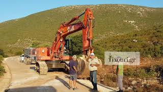 LIXOURI.GR | 27 ώρες μετά η φωτιά στον ΧΥΤΥ Κεφαλονιας συνεχιζει να καιει