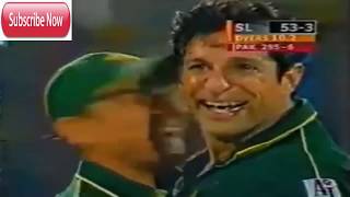 Sharjah cup 2002 | Pak vs SL final | Wasim.Waqar & shoaib akhtar Bowling