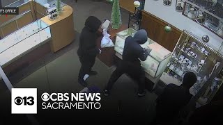 1 suspect arrested in Sacramento jewelry story smash-and-grab, more suspect may be on the run