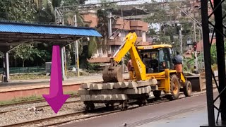 Railway ട്രാക്കിൽ കൂടെ ഓടുന്ന JCB||JCB Running in Rwilway Track|